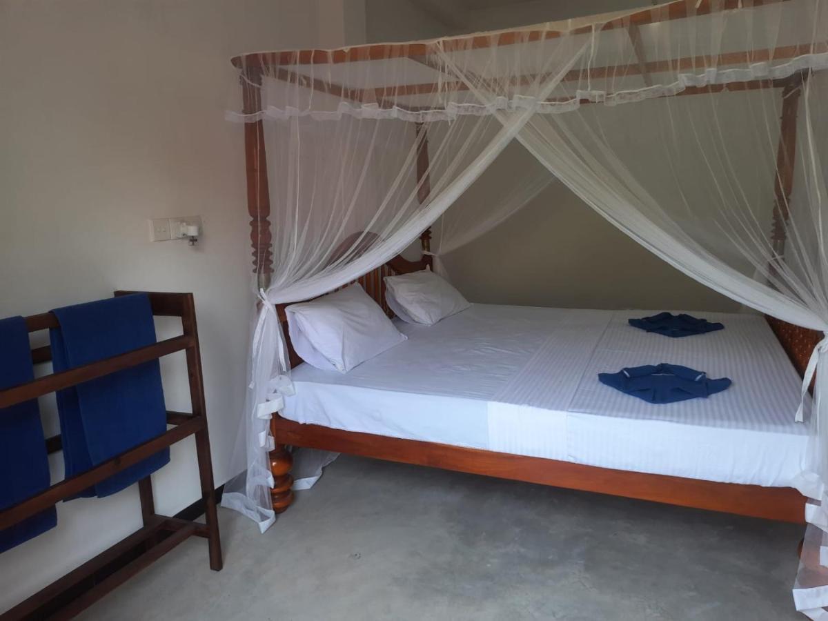 Bluefin Place To Stay Unawatuna Buitenkant foto